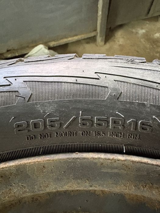Шини зимові Goodyear UltraGrip Performance gen1 205/55/r16