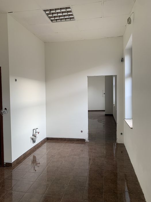 Wynajmę lokal użytkowy centrum Janowca Wlkp 23 m2 ,37 m2 ,60 m2