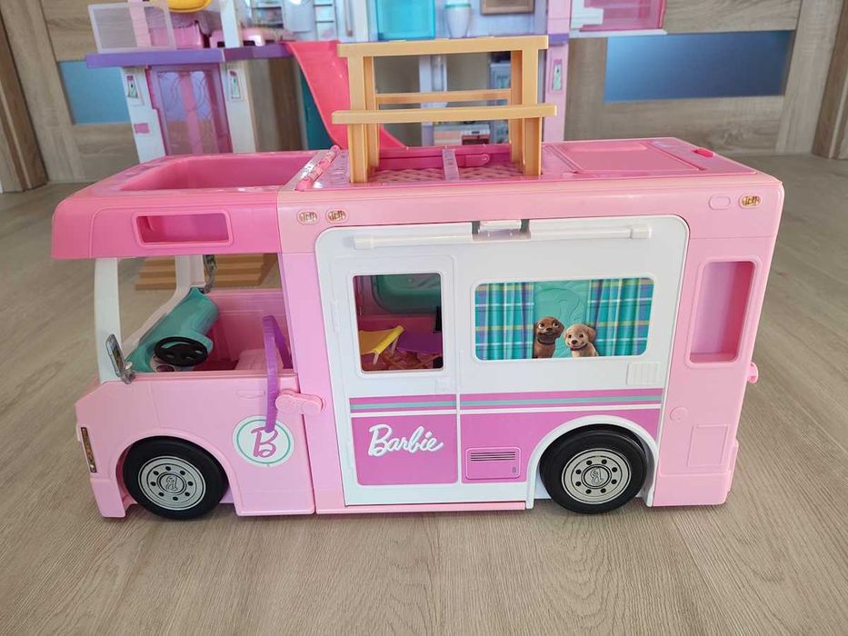 Barbie Dreamhouse Domek dla lalek+Barbie Kamper 3w1