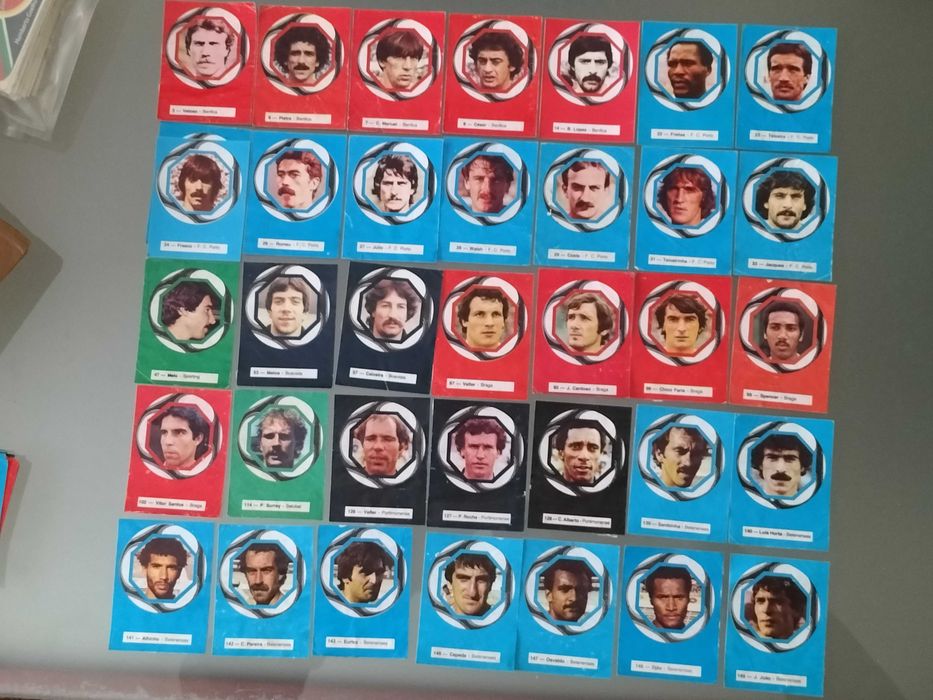 Lotes de cromos recuperados "Campeões de Futebol 81-82"