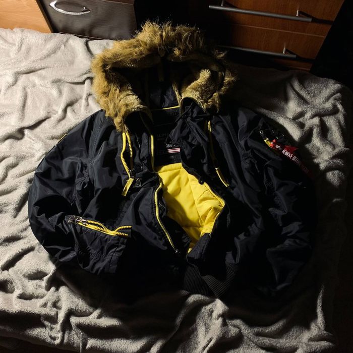 Куртка бомбер Alpha Industries N-2B Parka