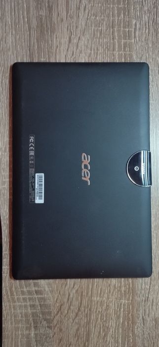 Продам планшет acer на запчасти.
