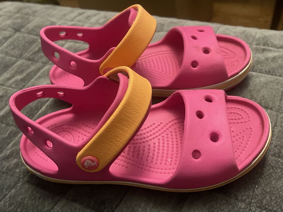 Sandałki Crocs różowe C13 (30-31)
