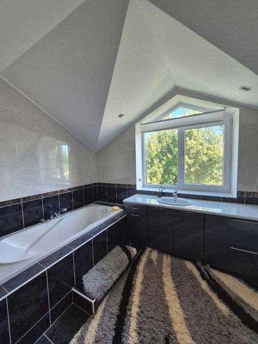 продаж будинку у с. Родниківка - ідеальний дім для комфортного життя!