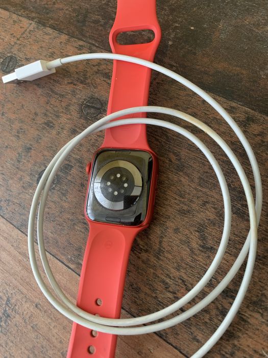 Apple Watch 6 44 mm RED