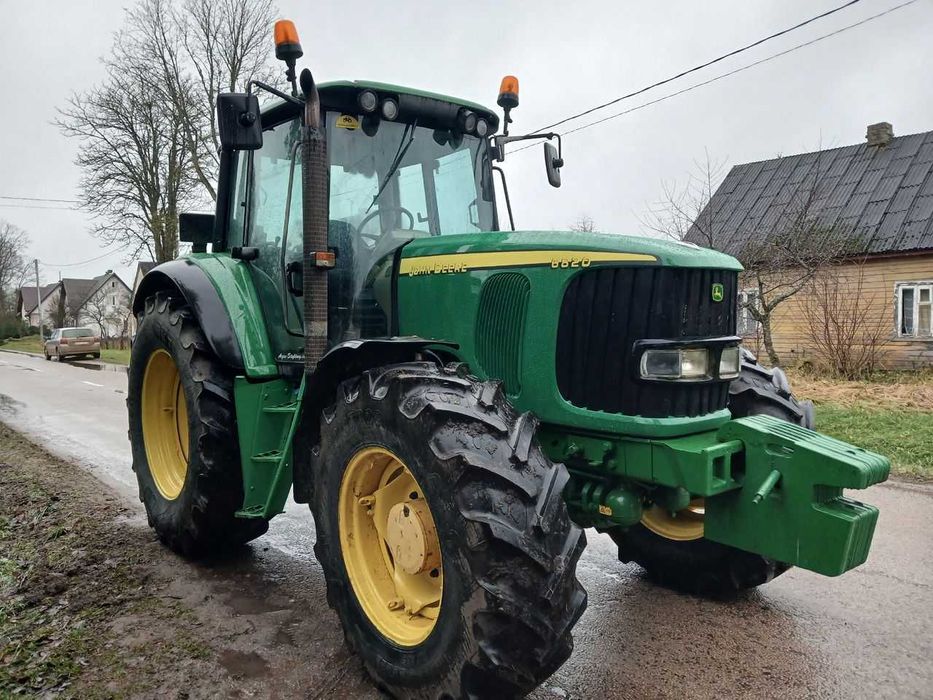 Trator John Deere 6820, PQ - COMO NOVO