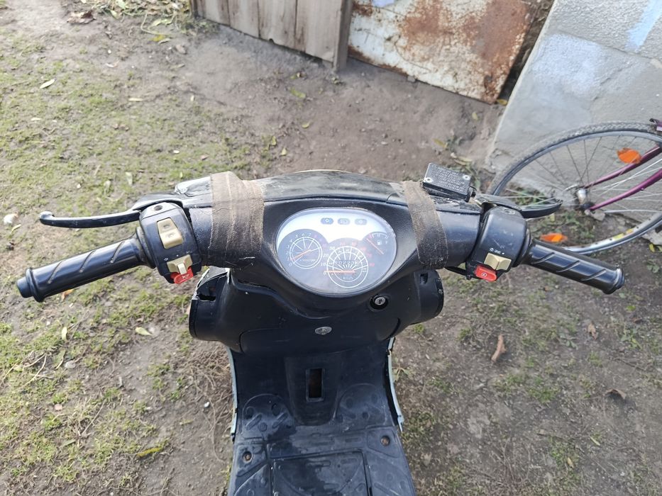 Продам скутер viper grand prix 49,9 cm2²