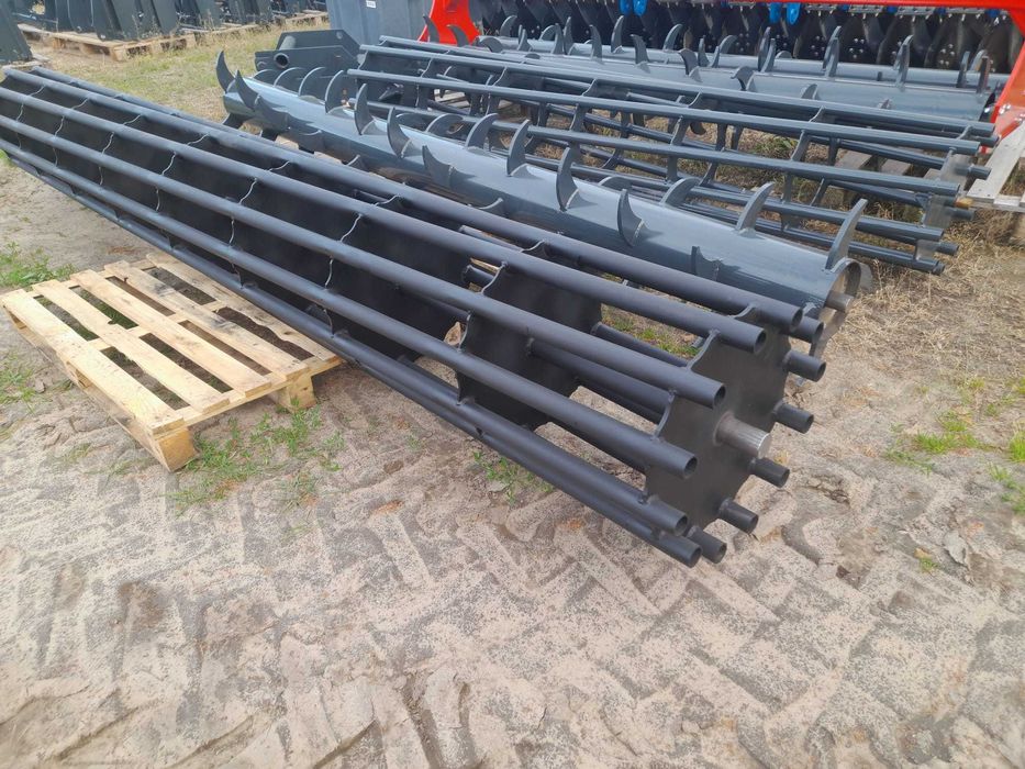 Wałek wał rurowy strunowy płaskownikowy osie czopy łożyska rama