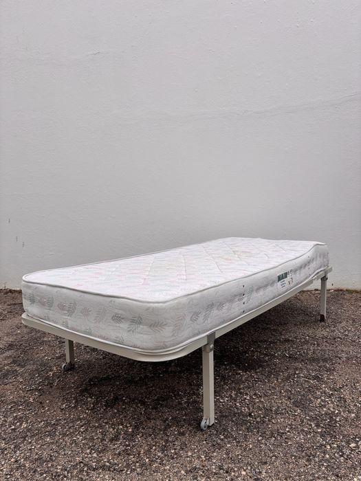 2 camas 200x90 e 2 colchoes