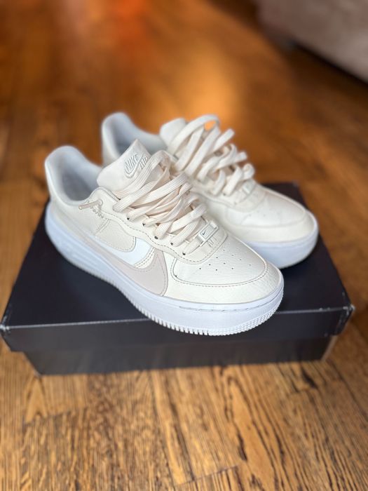 Ivory Nike Sneakers