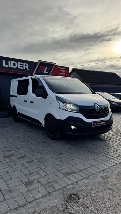 Renault Traffic Рено Трафік dCi 140 2015 р 1,6 дизель 6МКПП Груз-Пас
