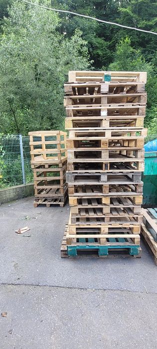 Palety 120/100   ilości około 60