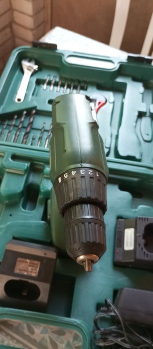 Продам набір інструментів