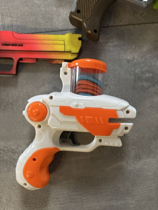 Pistolety zabawkowe, 3 szt.