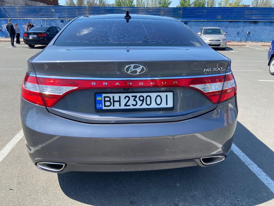 Hyundai Grander 2012 3л газ