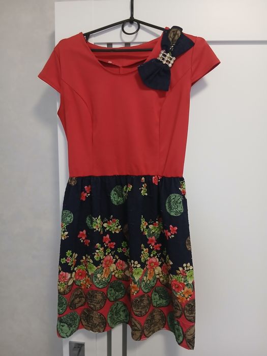 Сукні, плаття, сорочка, S / M / L   44/46 р. Низькі ціни