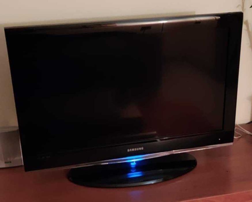 TV SAMSUNG LE32A557P2F - 80 cm - 32 Polegadas - Para reparação ou peças !
