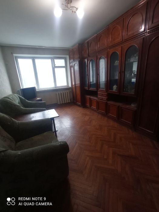 Продам двухкомнатную у моря .