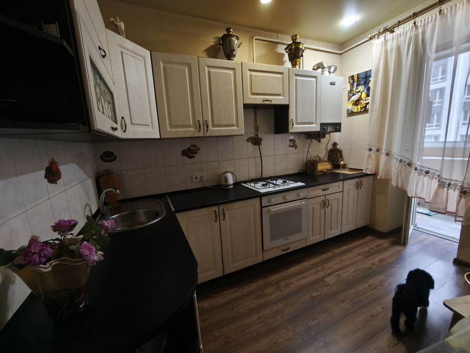 Однокімнатна квартира в Ірпені 40м2 . Район парк "Мама"