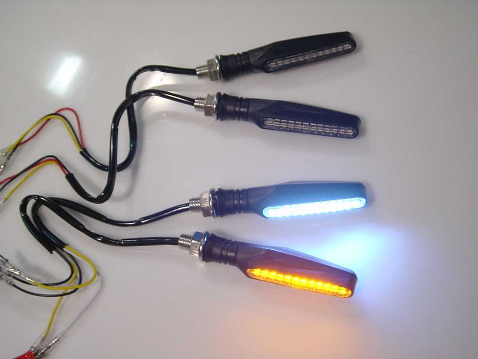 Piscas LED com DRL e Stop para mota
