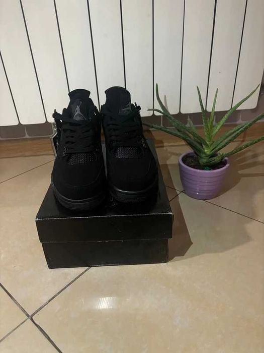 Jordan_4_Retro_Black_Cat R.39