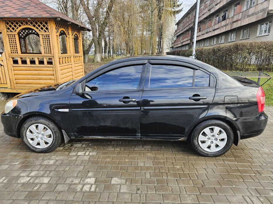 Продам машину,хюндай акцент 2009