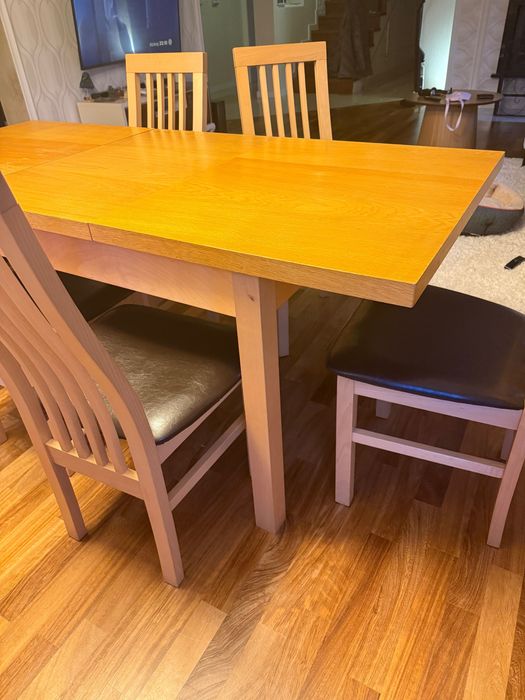 Stół drewniany 6 krzeseł