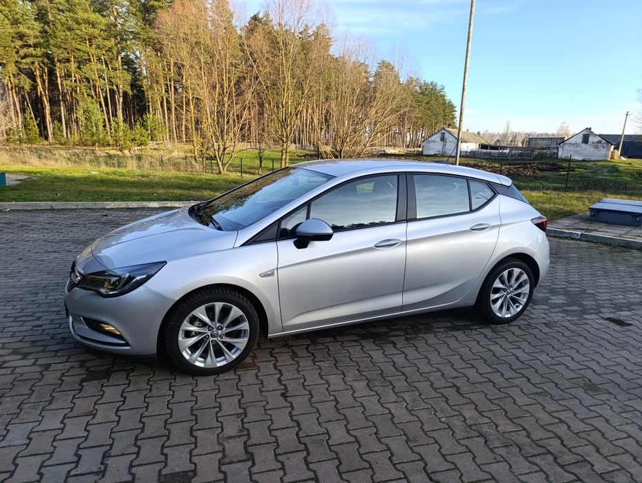 Опель Астра К 1.4 турбо