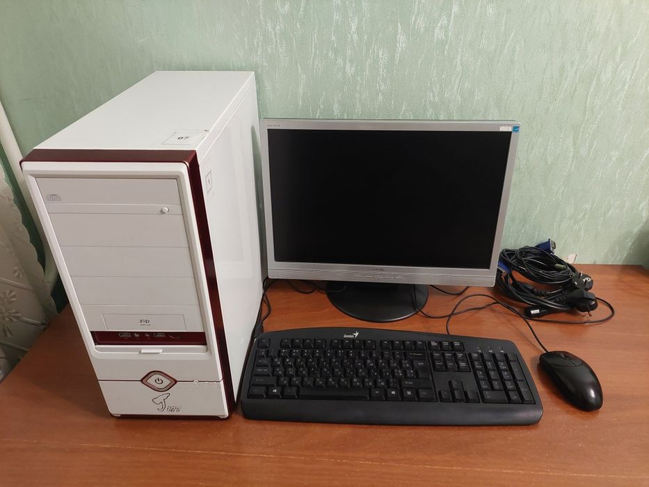 Готовий ПК комплект Intel Pentium E2180 / 5 ГБ DDR2 / GeForce 8400 GS / HDD 250 ГБ + монітор 19" + миша + клавіатура
