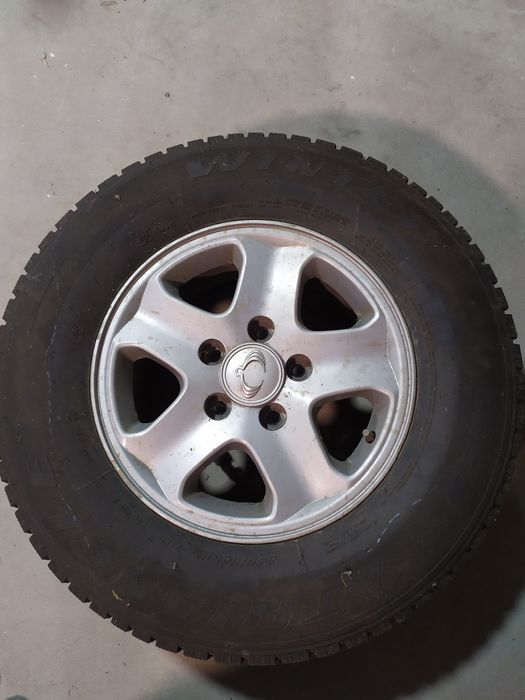 Зимова гума з дисками