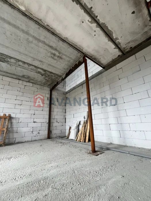 Продаж 2-поверхового таунхаусу