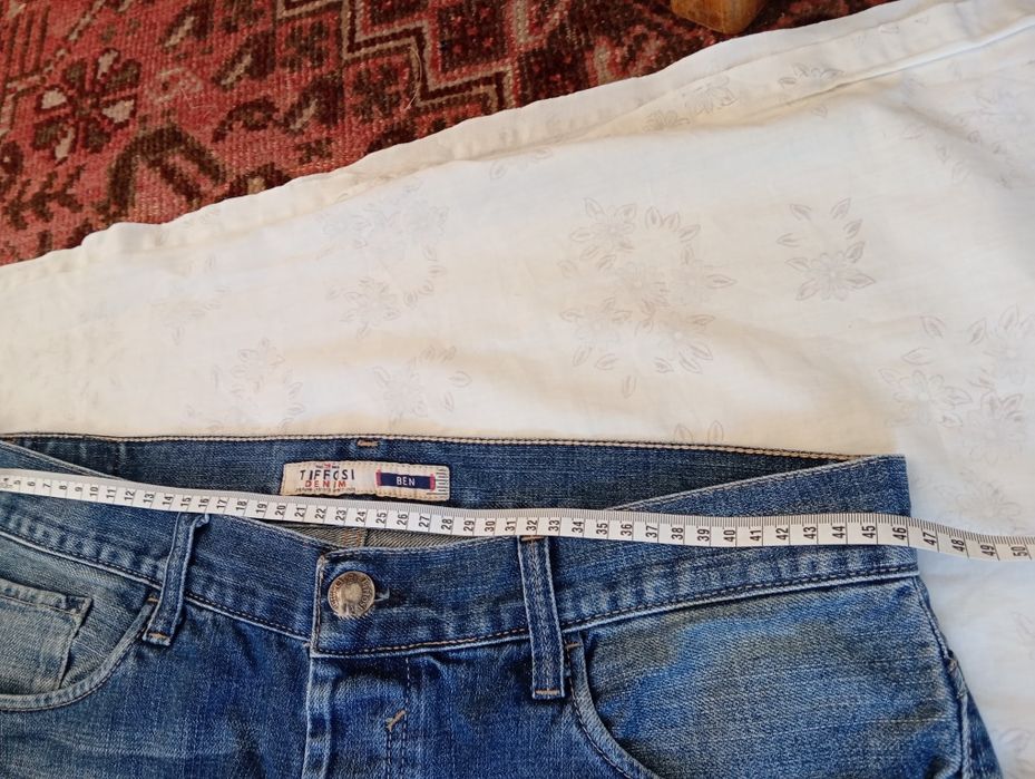 Calças 46 e polos XL