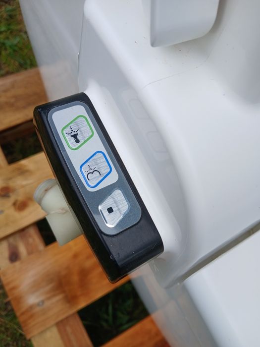 Automatyczna deska myjąca Bio Bided BB-1000 + WC kompakt