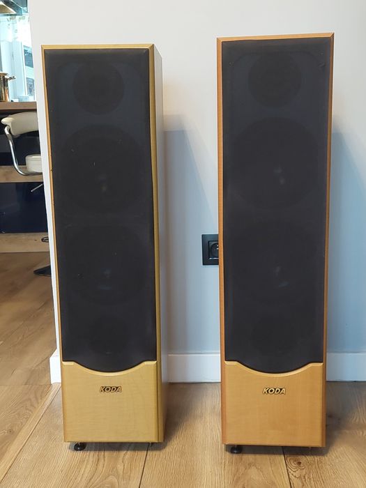 Głośniki kolumnowe Koda 120 W