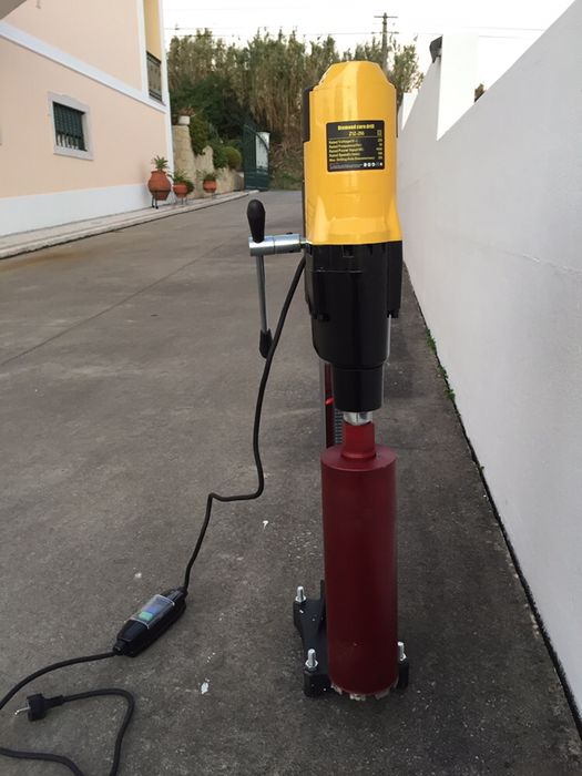 Maquina carotes caroteadora furar betao abrir buracos lage