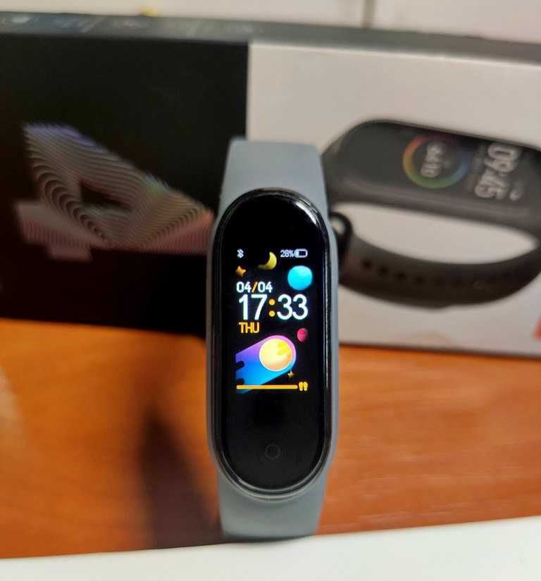 Смарт- часи, фітнес браслет Xiaomi Mi Smart Band 4 Black: 500 грн ...