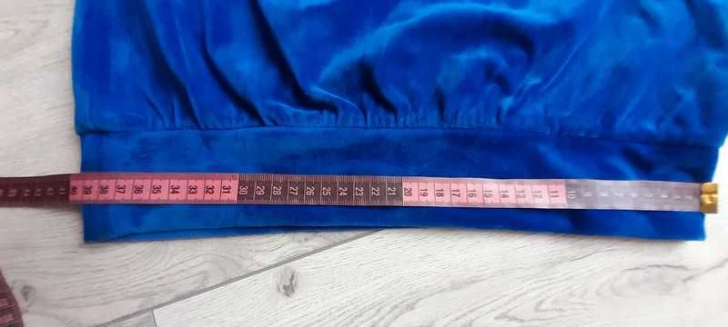 Welurowa bluza damska. Cubus