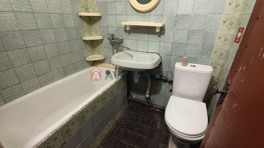 2-кімнатна квартира по вул. Республіканська