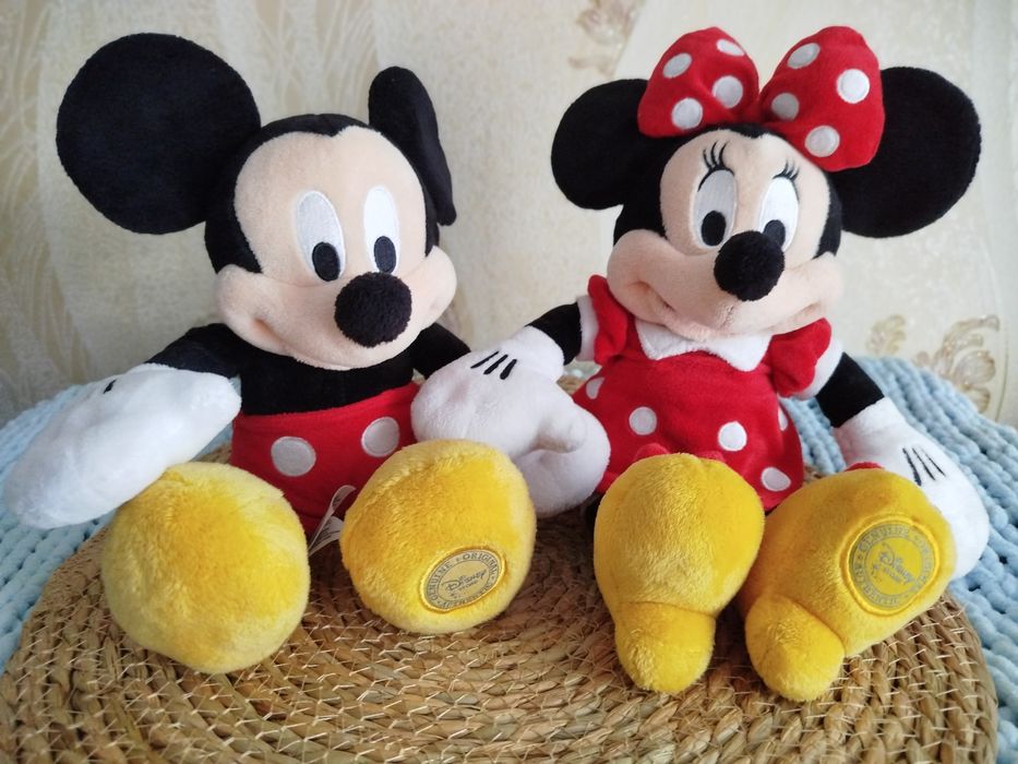Mіккі Маус та Мінні Маус. Disney оригінал.