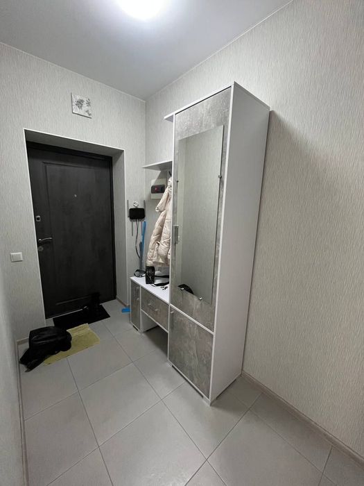 Оренда 1 кімнатної квартири Озерна Вільна