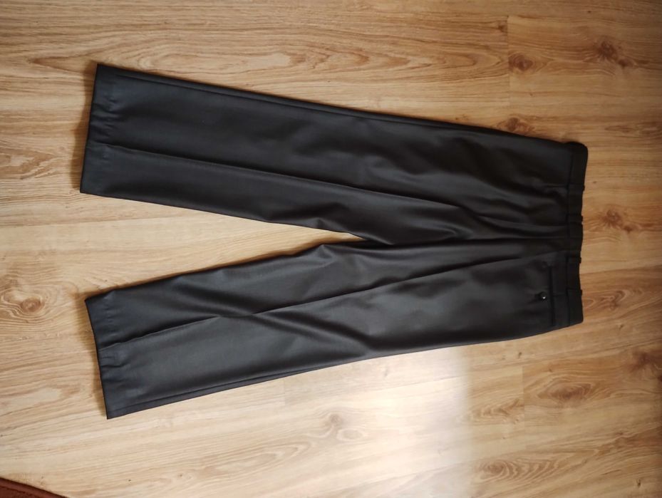 Garnitur grafitowy błyszczący 48 L Fart