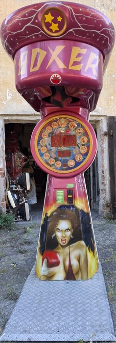 Boxer automat mierzący siłę uderzenia do treningu