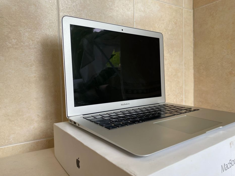 MacBook Air 2017492224842250342404