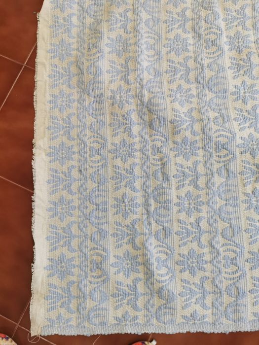 Manta feita em tear manual em algodão