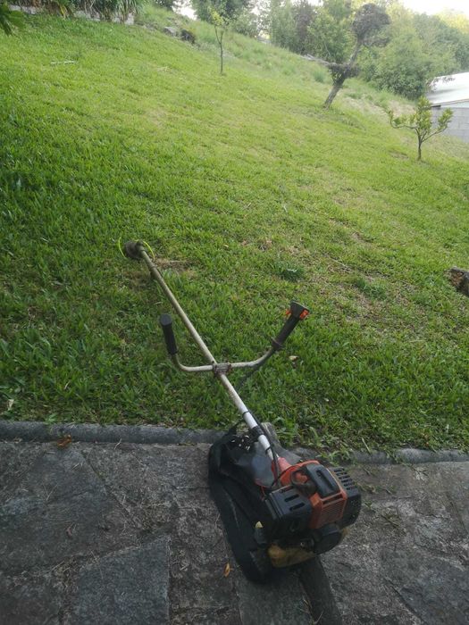 Limpeza de Terrenos e Lavagem de Muros– Orçamento Grátis