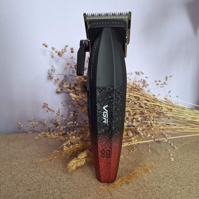 Професійний набір для стрижки  VGR v 640 !НАЙКРАЩА ЦІНА !