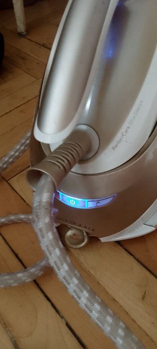 Profesionalna Stacja parowa Philips  Perfect caref