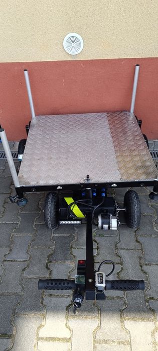 Wózek - platforma wedksrska elektryczna