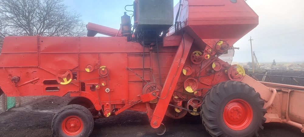 Комбайн НИВА СК 5