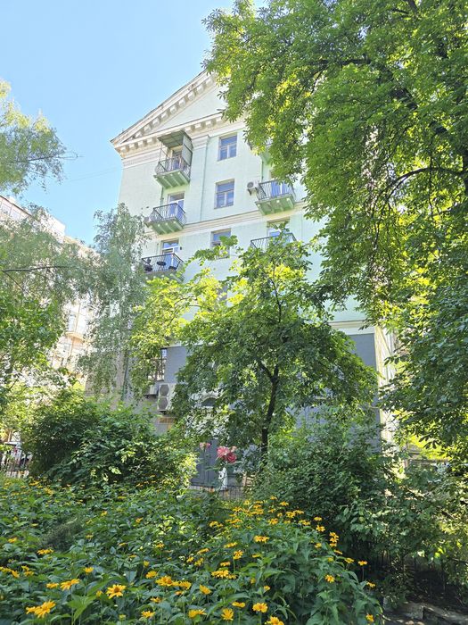 Центр Липки 2 кімнатна 46м² Заньковецької, 10 / Хрещатик Пасаж Майдан Незалежності Городецького